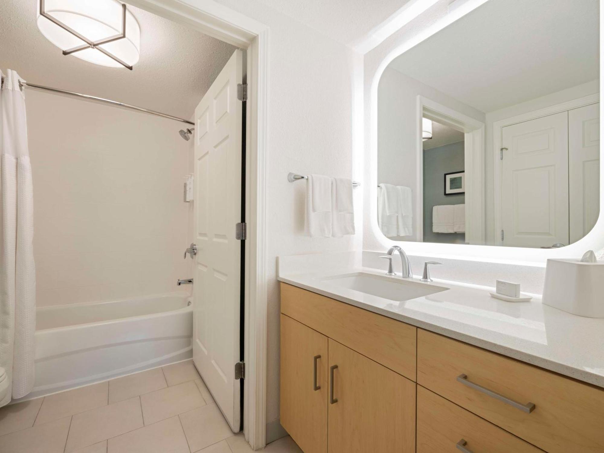 Homewood By Hilton Parsippany-troy Hills Hotel 3*